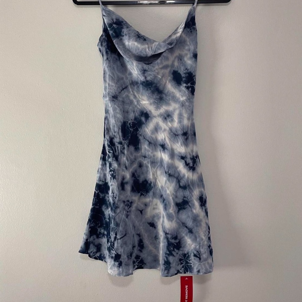 Réalisation par montague tripping dress NWT